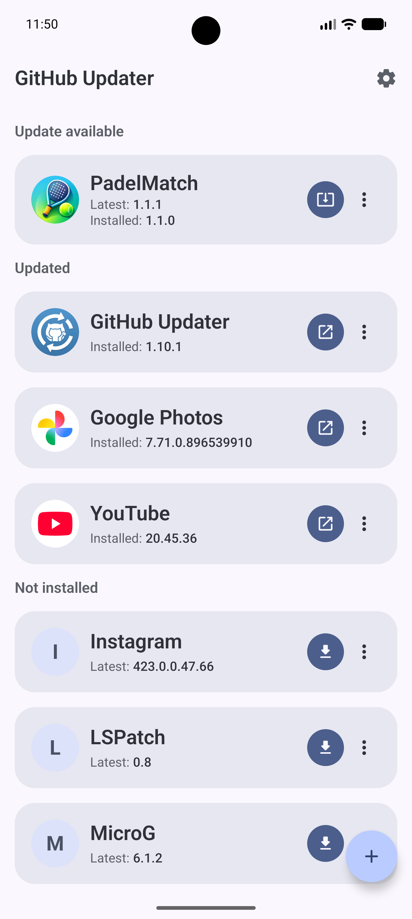 Main screen showing tracked apps and update availability